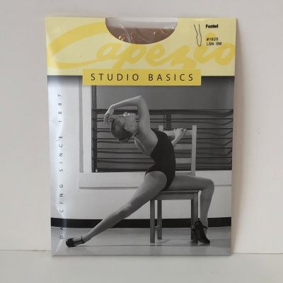 Capezio #1825 Footed Matte Semi-Opaque Tights Studio Basics Size SM ~ NEW